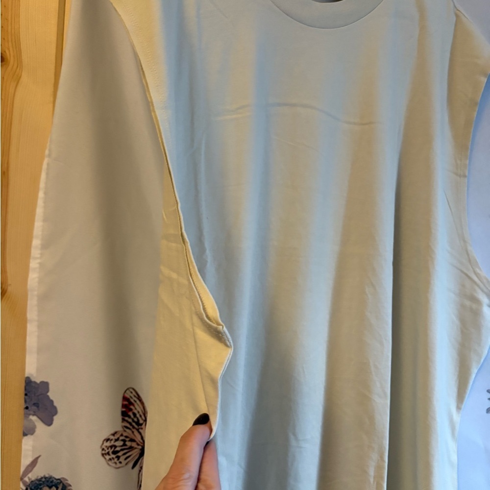 No Boundaries Cream Oversized Fit Tee - Picture 2 of 4